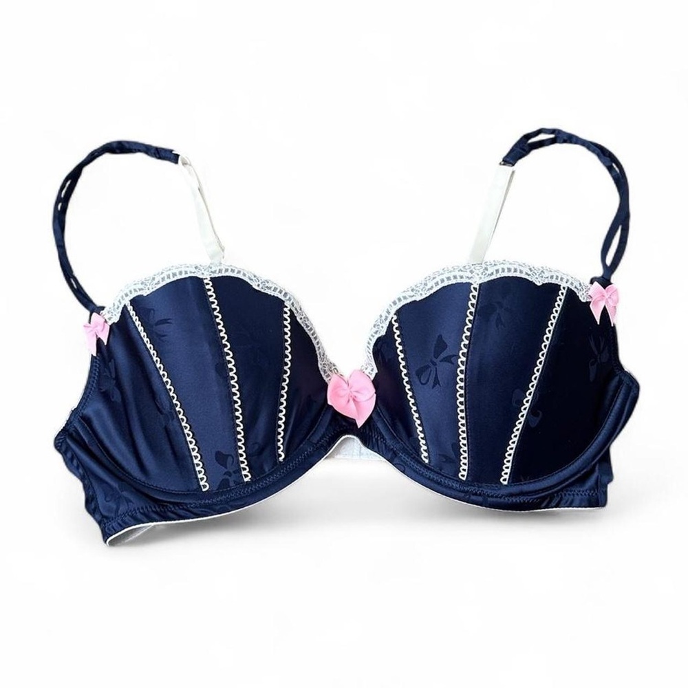 Victoria’s Secret Sexy Little Things Bra